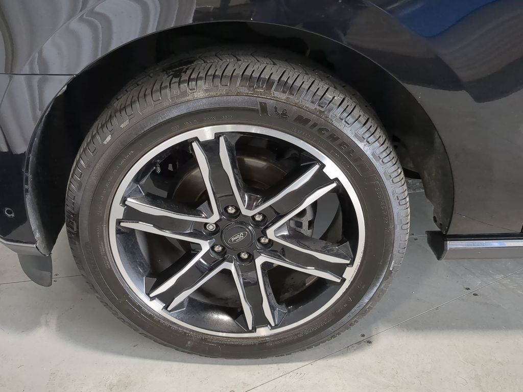 Thumbnail: 2019 Ford Expedition - 8
