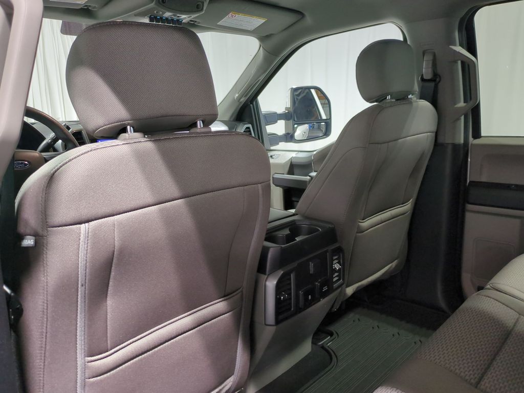 Thumbnail: 2020 Ford F-250 - 11