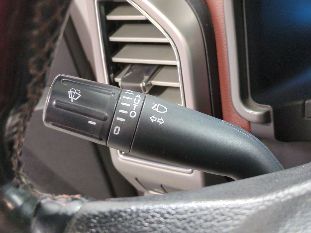 2018 Ford F-150 Platinum 14