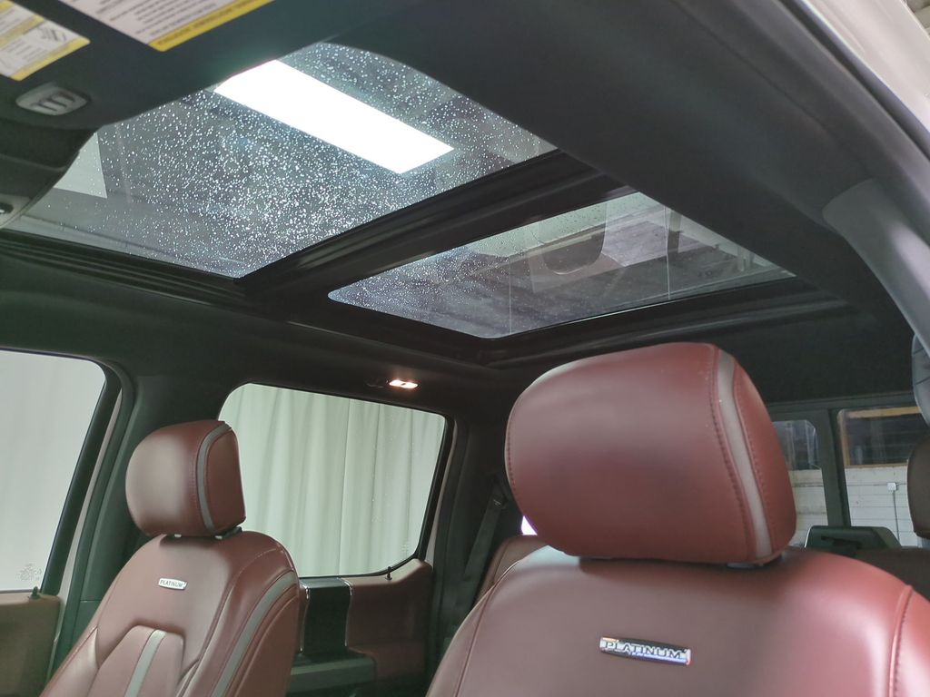2018 Ford F-150 Platinum 24