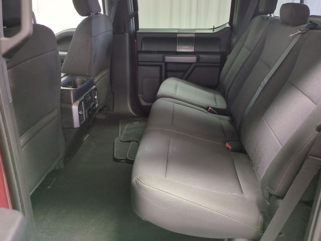 2018 Ford F-150 XLT 23