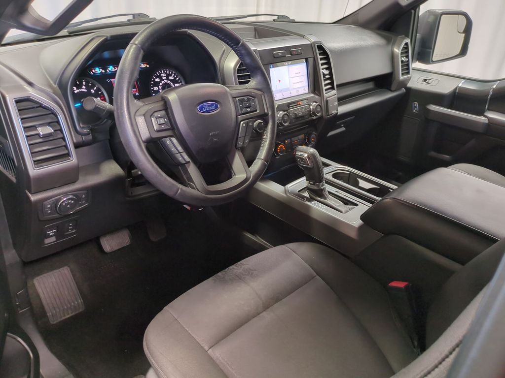 2018 Ford F-150 XLT 2