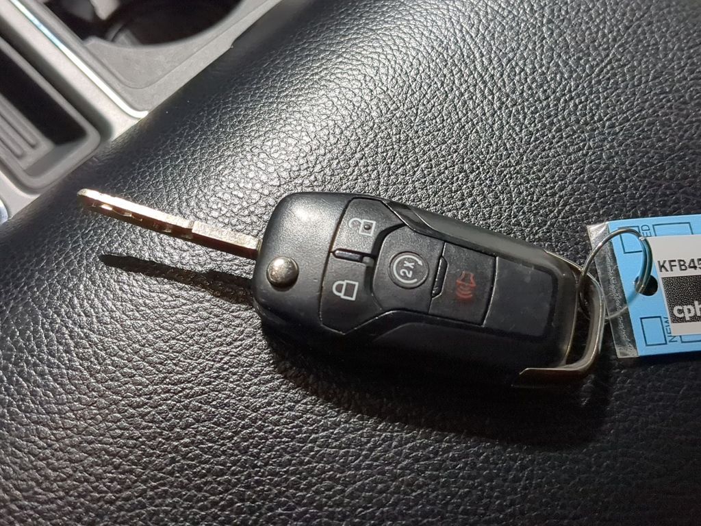 Thumbnail: 2019 Ford F-150 - 17