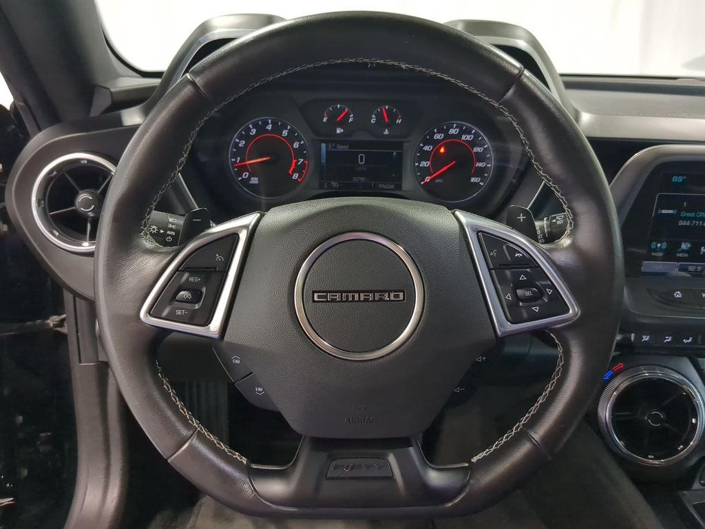Thumbnail: 2017 Chevrolet Camaro - 9