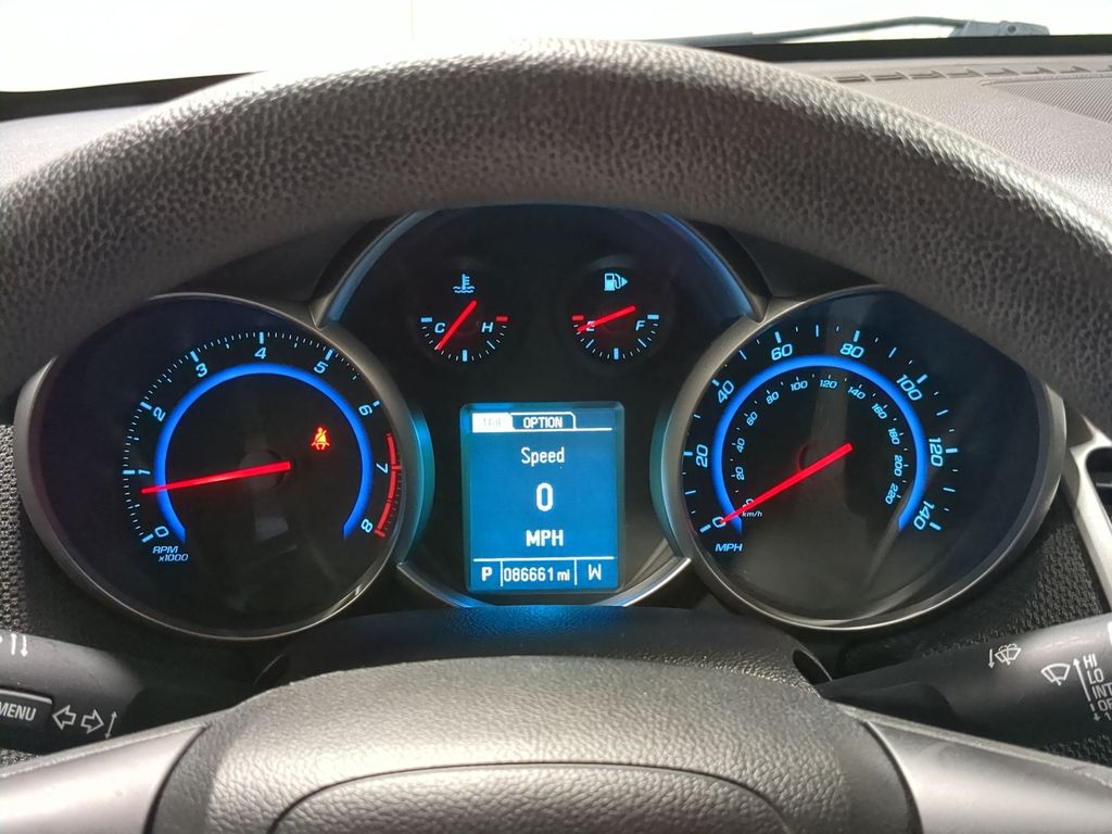Thumbnail: 2016 Chevrolet Cruze - 32
