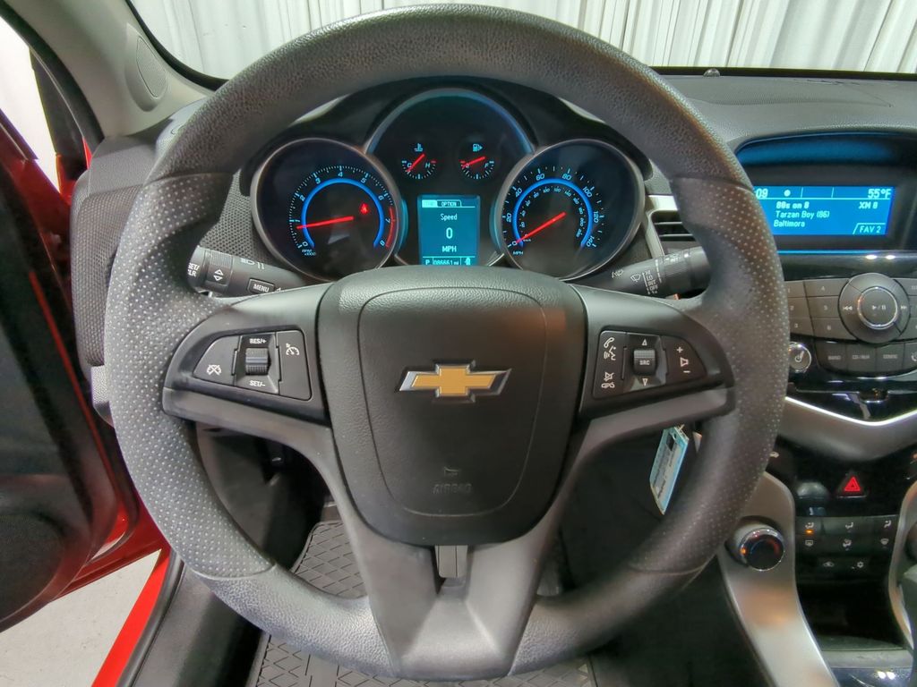 Thumbnail: 2016 Chevrolet Cruze - 12