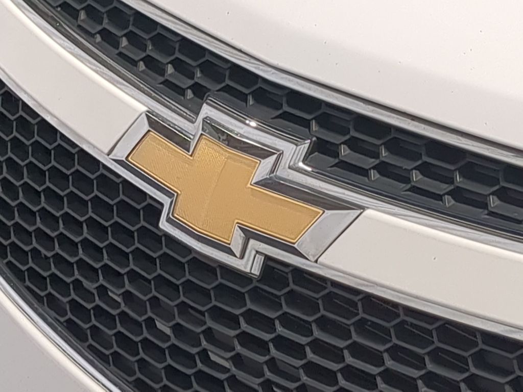 Thumbnail: 2013 Chevrolet Cruze - 6