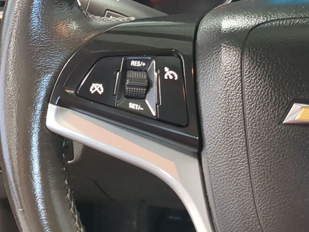 Thumbnail: 2013 Chevrolet Cruze - 28