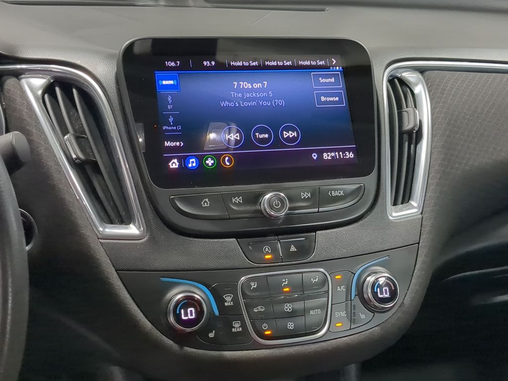 Thumbnail: 2020 Chevrolet Malibu - 14