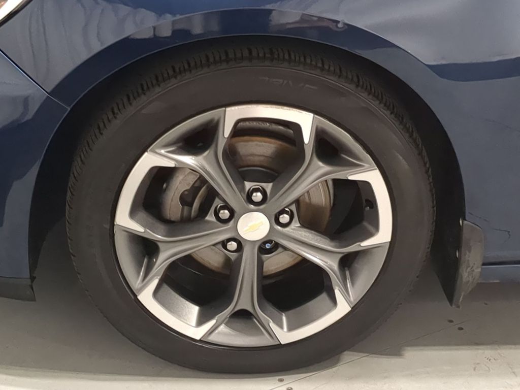 Thumbnail: 2020 Chevrolet Malibu - 8