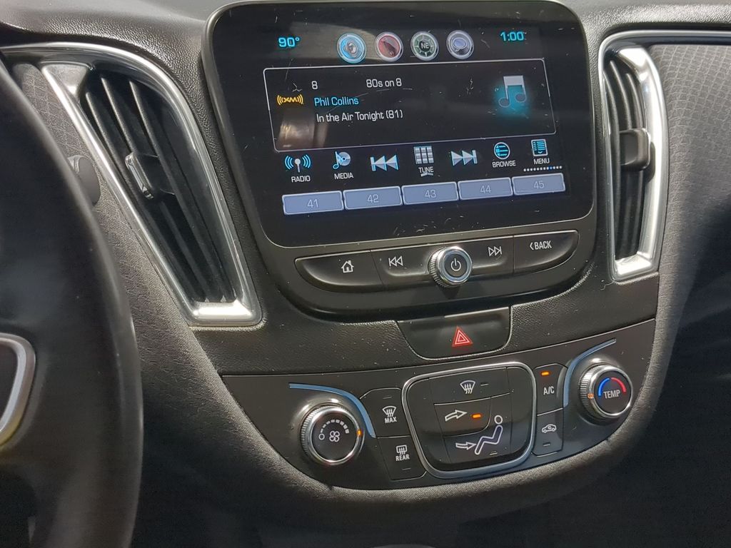 Thumbnail: 2016 Chevrolet Malibu - 13