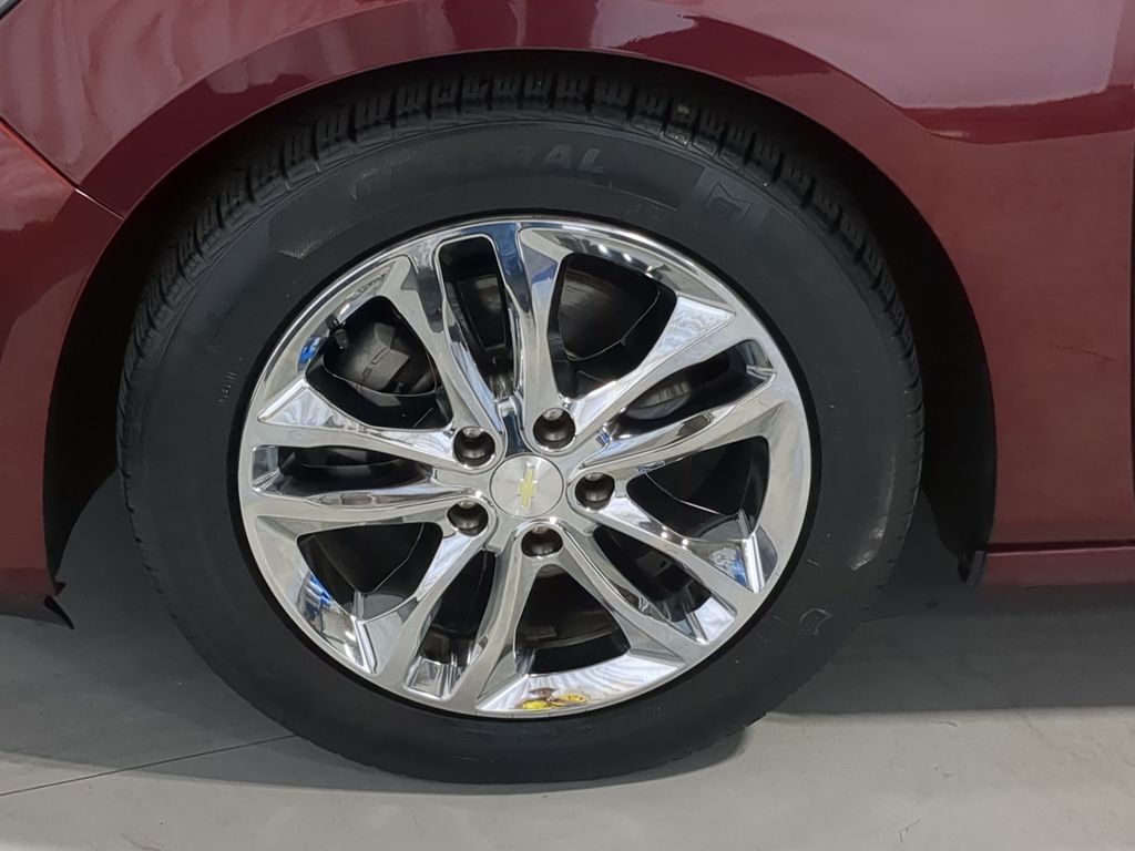 Thumbnail: 2016 Chevrolet Malibu - 7