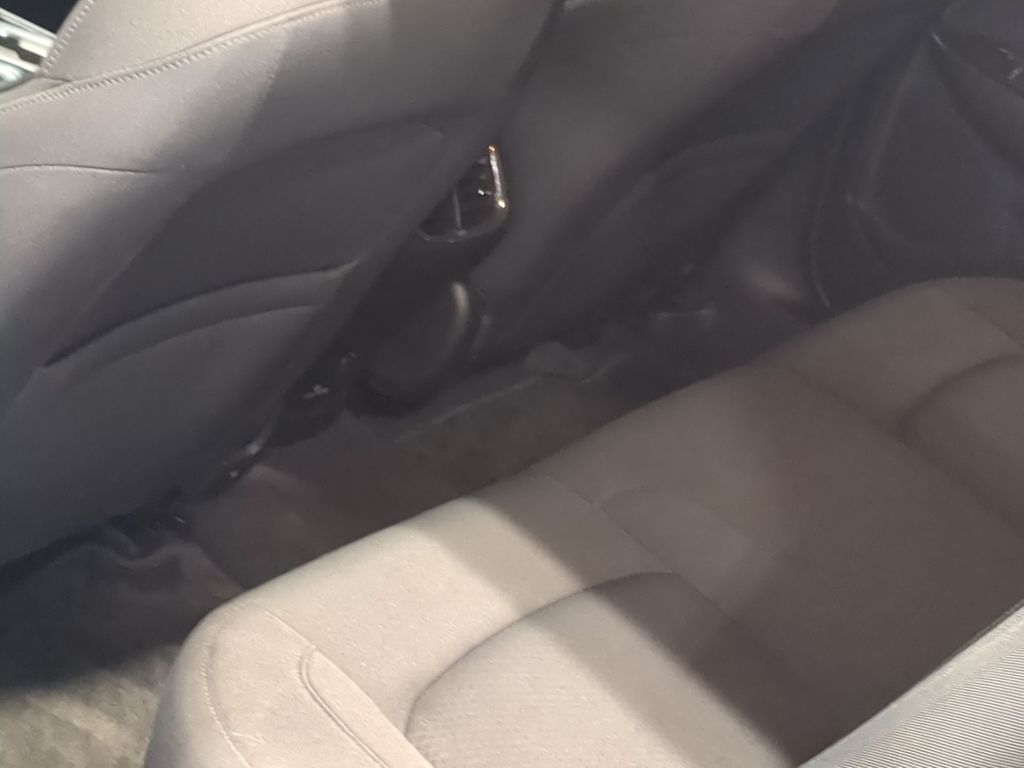 Thumbnail: 2016 Chevrolet Malibu - 27