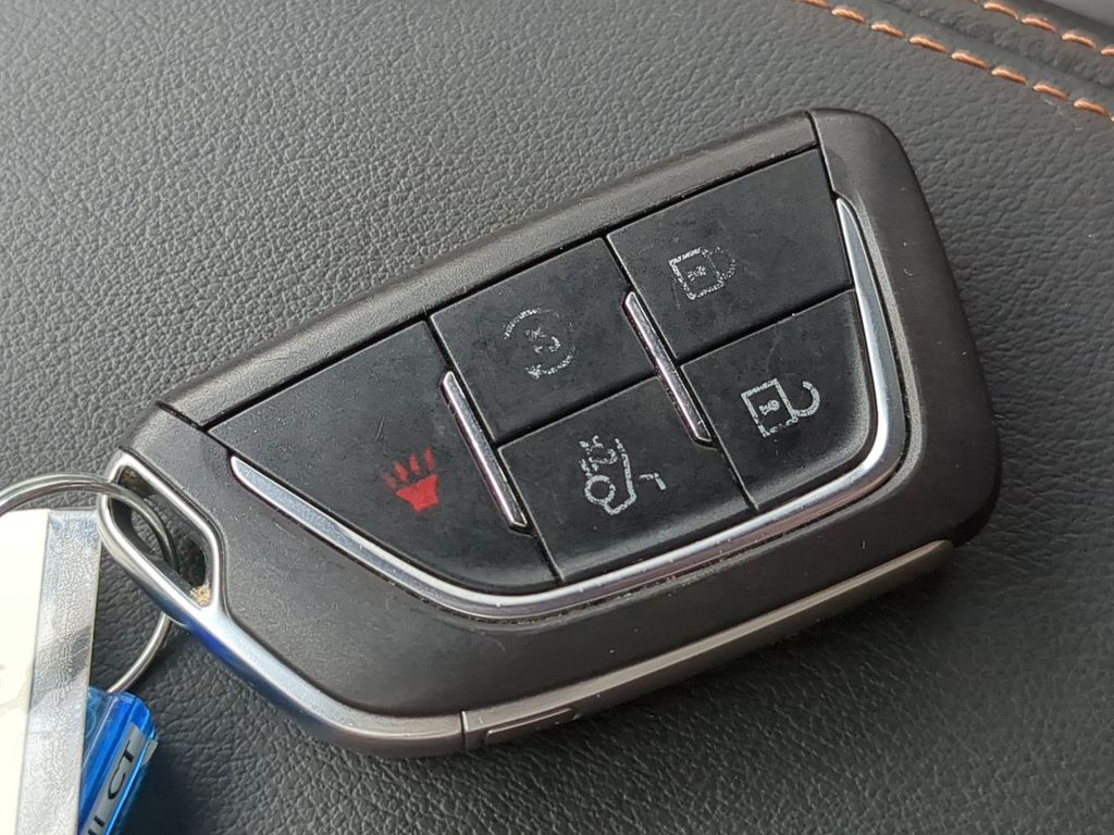 Thumbnail: 2023 Cadillac CT4 - 15
