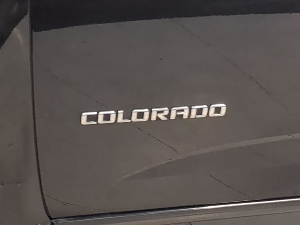 Thumbnail: 2018 Chevrolet Colorado - 24