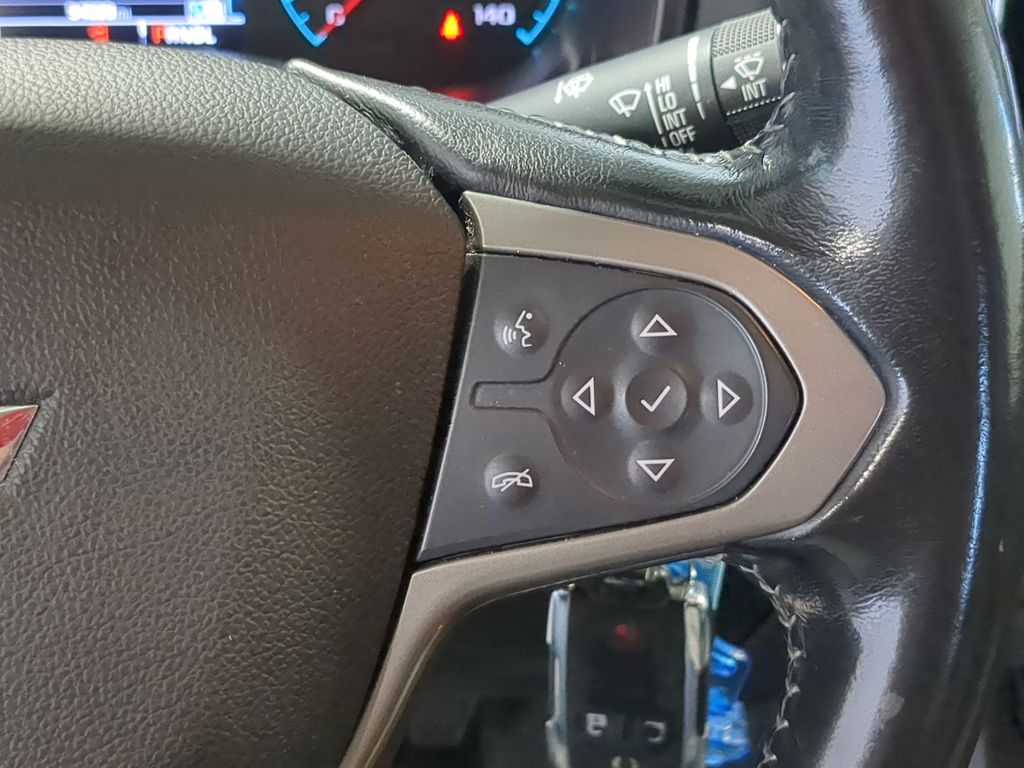 Thumbnail: 2017 Chevrolet Colorado - 30
