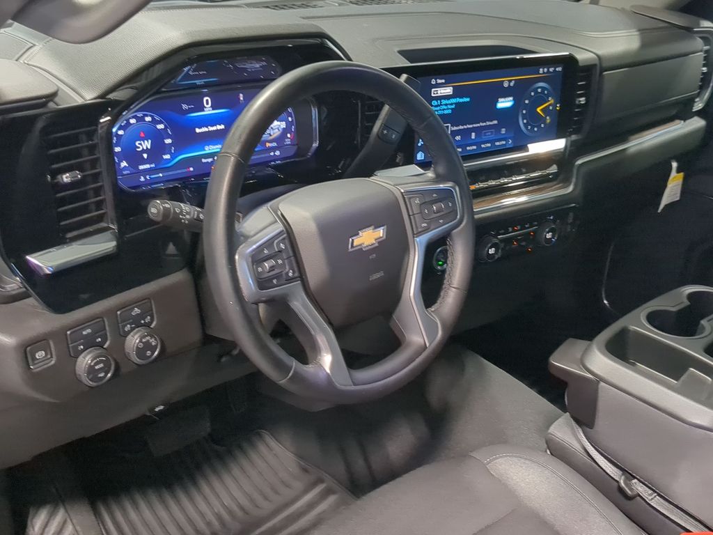 Thumbnail: 2024 Chevrolet Silverado 1500 - 2