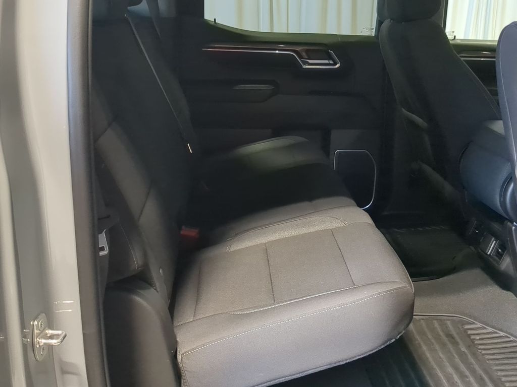 Thumbnail: 2024 Chevrolet Silverado 1500 - 26