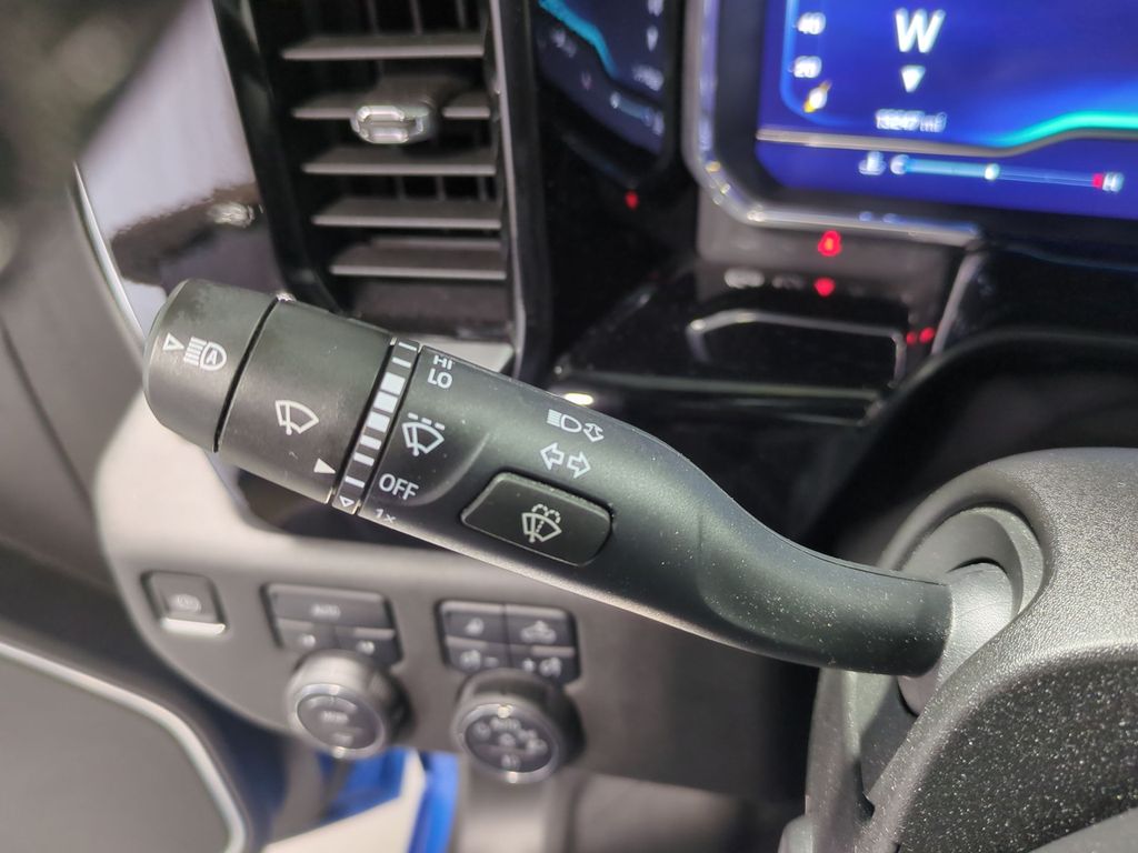 Thumbnail: 2022 Chevrolet Silverado 1500 - 15