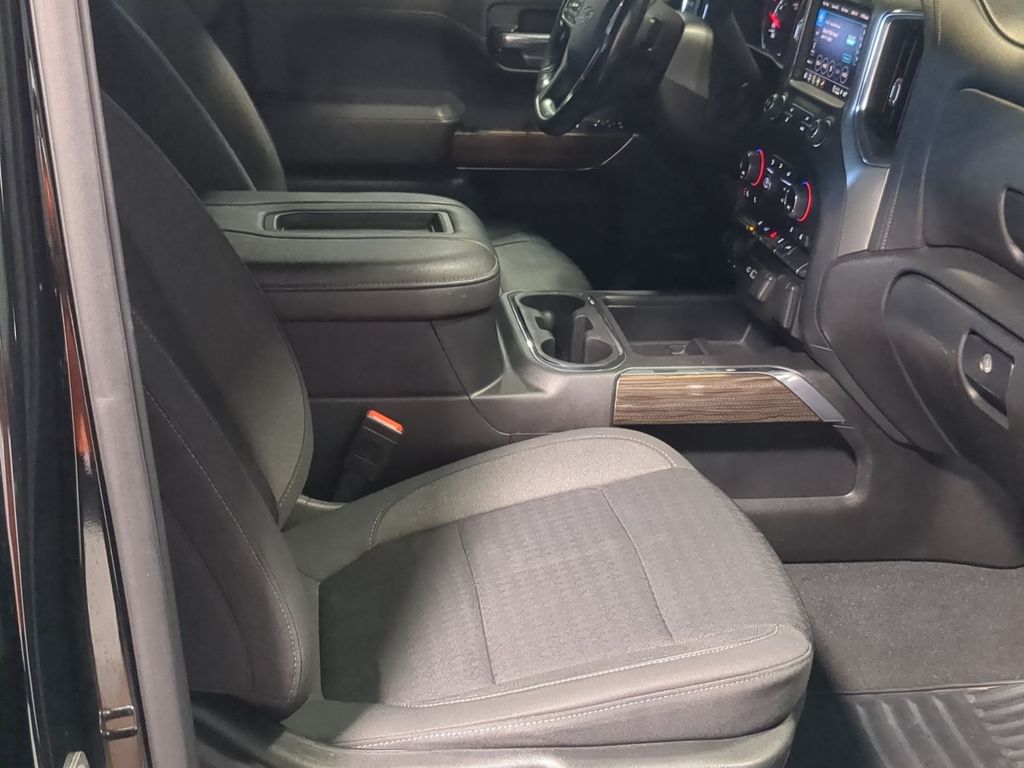 Thumbnail: 2021 Chevrolet Silverado 1500 - 26