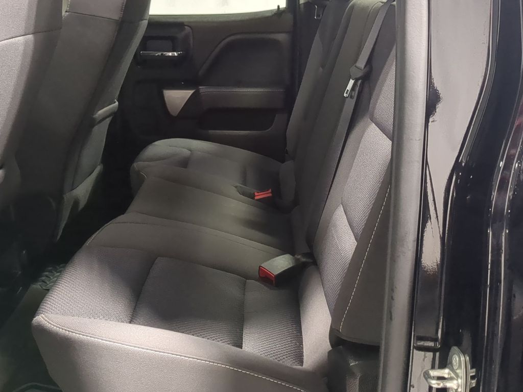 Thumbnail: 2018 Chevrolet Silverado 1500 - 33