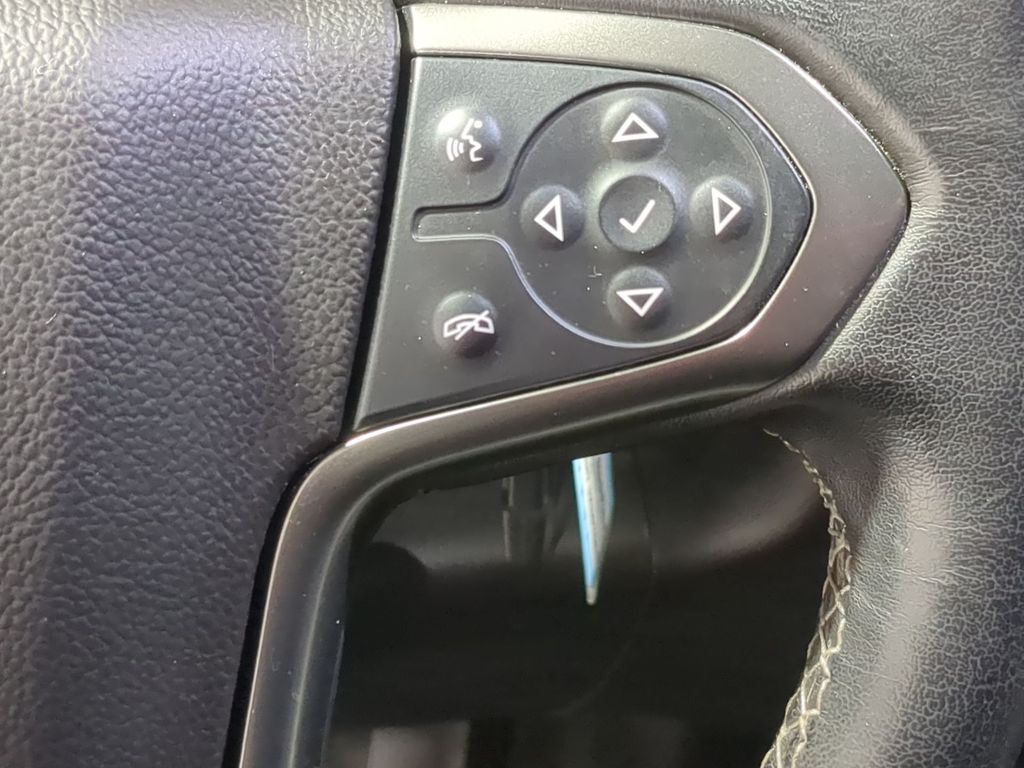 Thumbnail: 2018 Chevrolet Silverado 1500 - 36