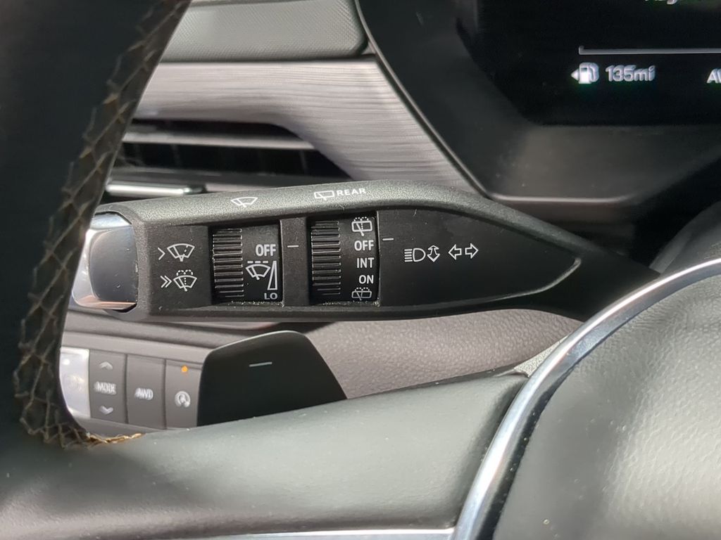 Thumbnail: 2024 GMC Acadia - 30