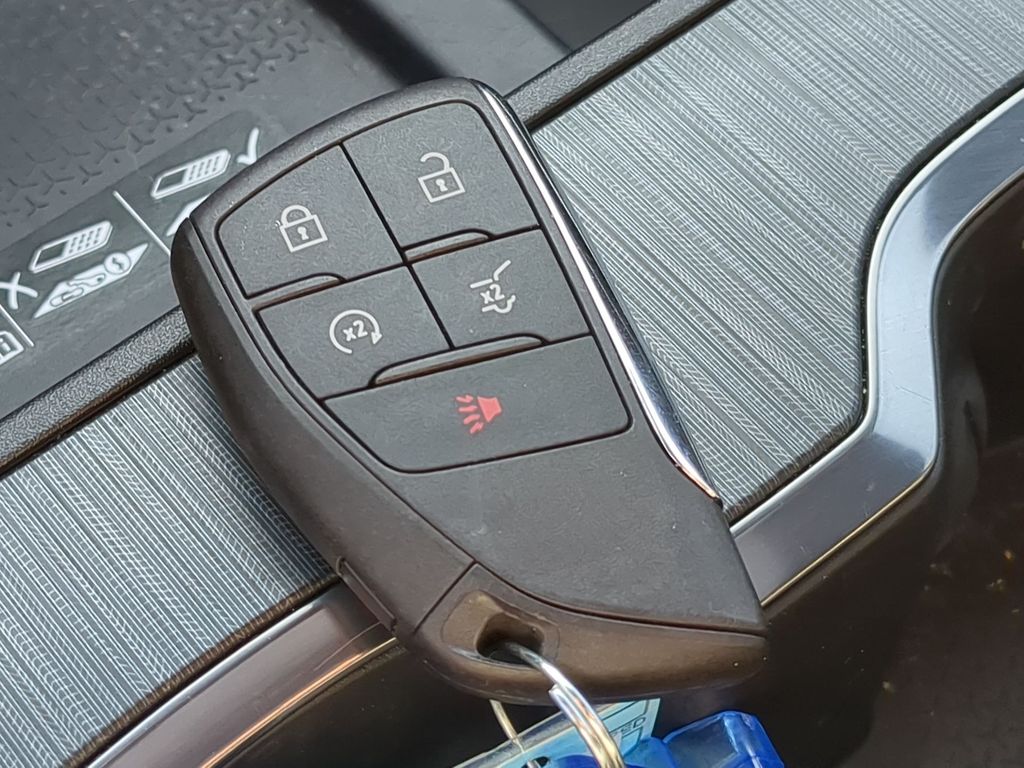 Thumbnail: 2024 GMC Acadia - 16
