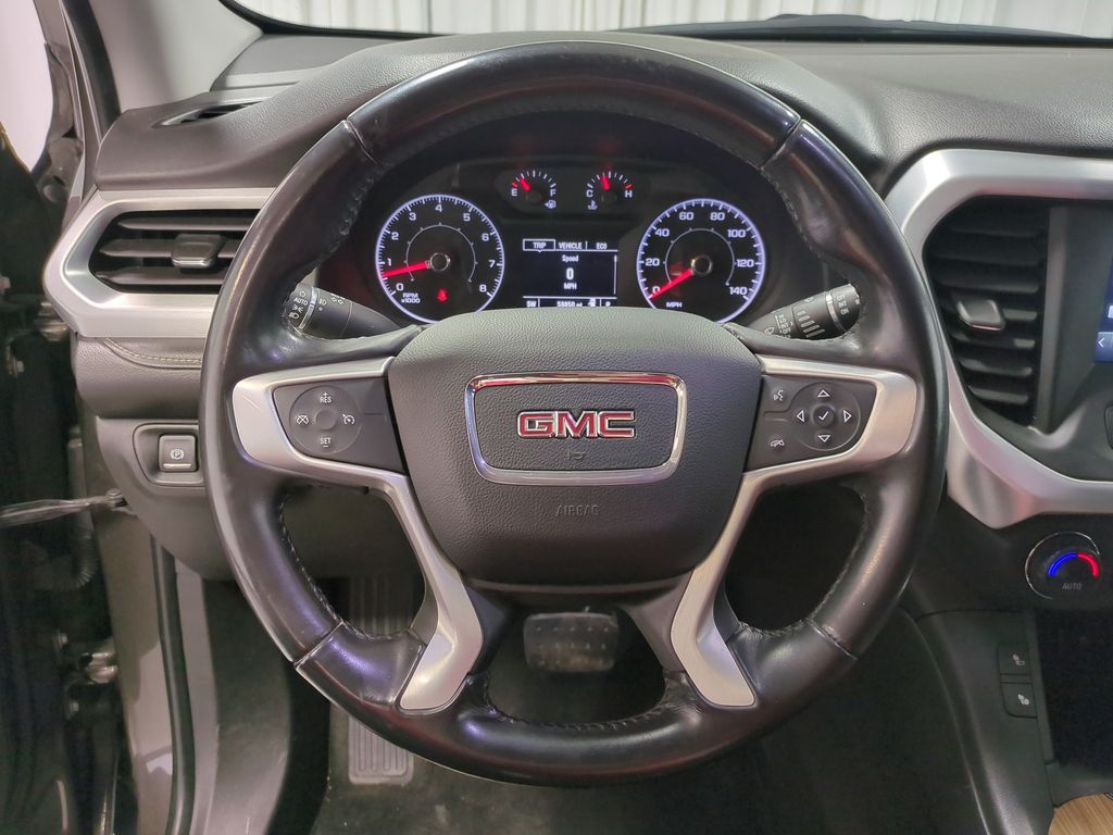 2019 GMC Acadia SLE 13