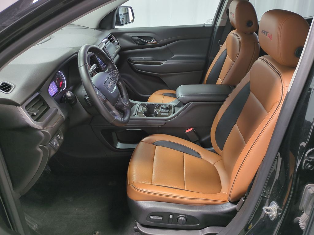 2020 GMC Acadia AT4 10