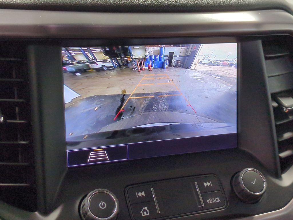 2020 GMC Acadia AT4 30