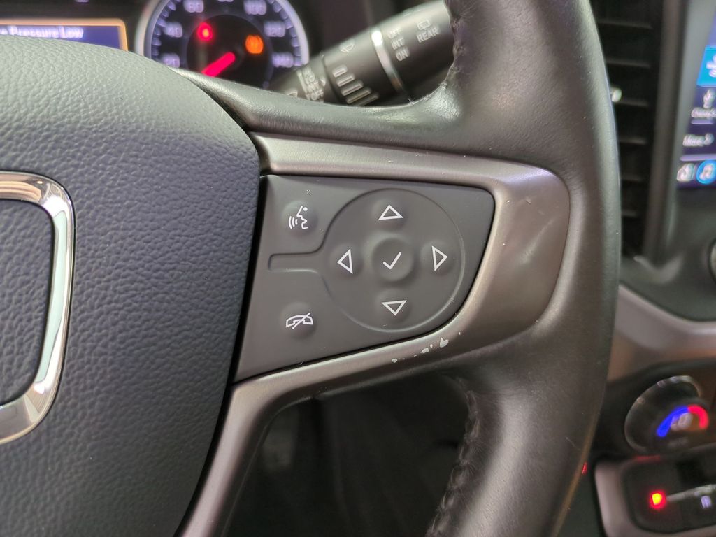 2020 GMC Acadia AT4 27