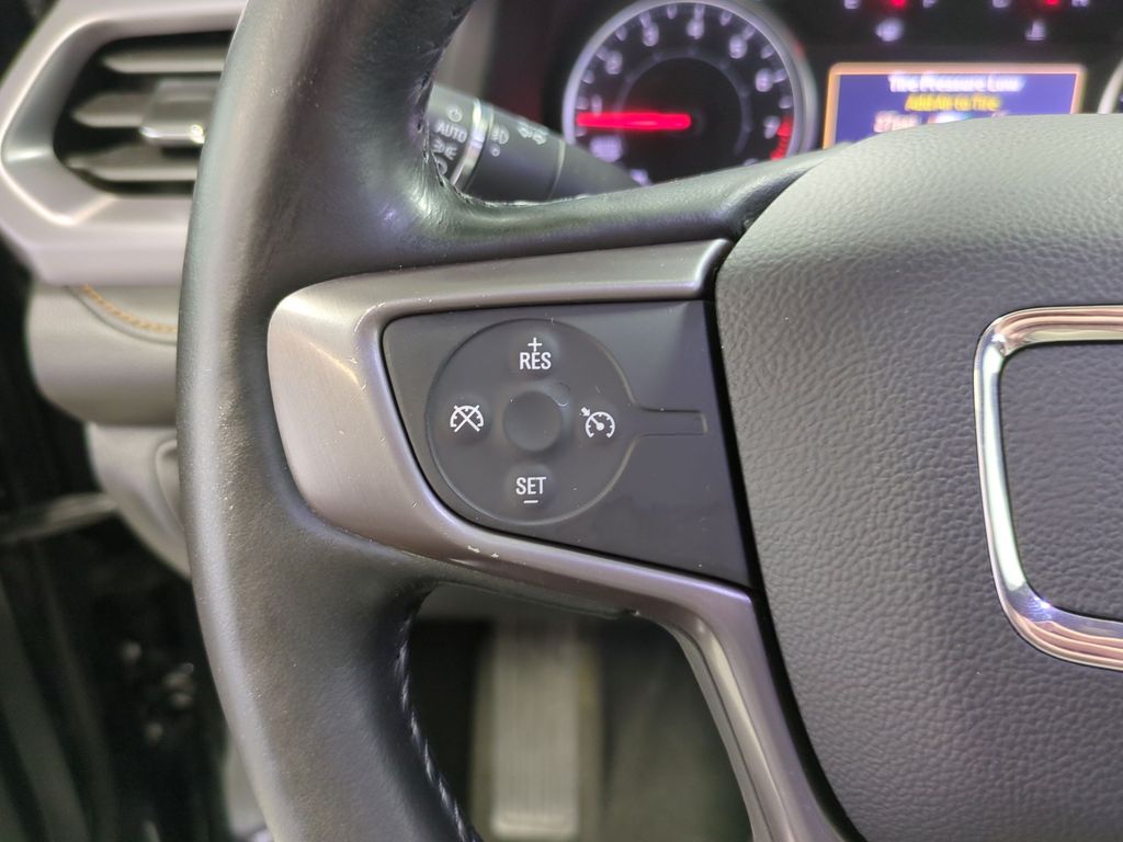 2020 GMC Acadia AT4 26