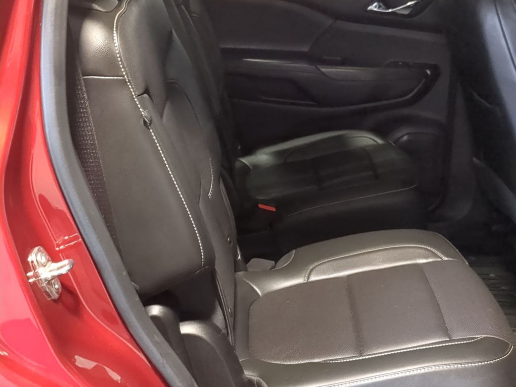 Thumbnail: 2020 GMC Acadia - 28
