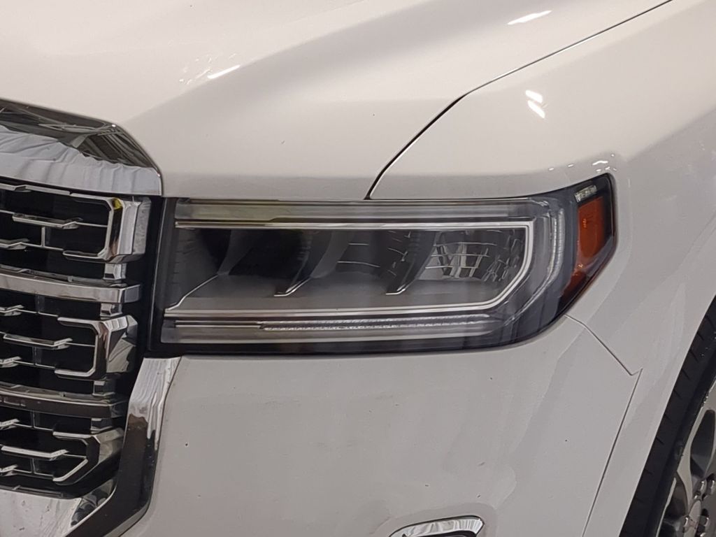 Thumbnail: 2023 GMC Acadia - 24