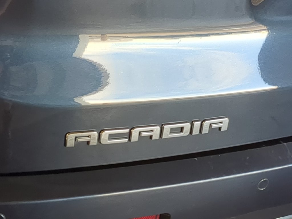 Thumbnail: 2018 GMC Acadia - 24