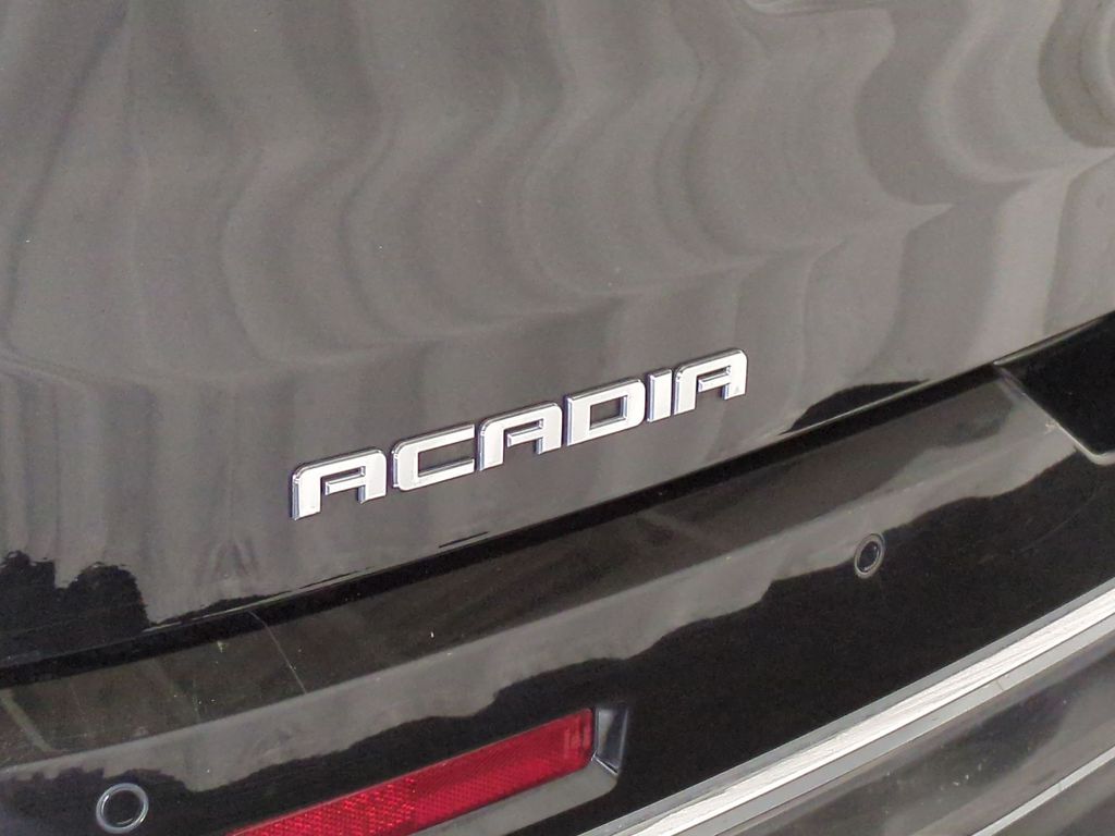 Thumbnail: 2017 GMC Acadia - 25
