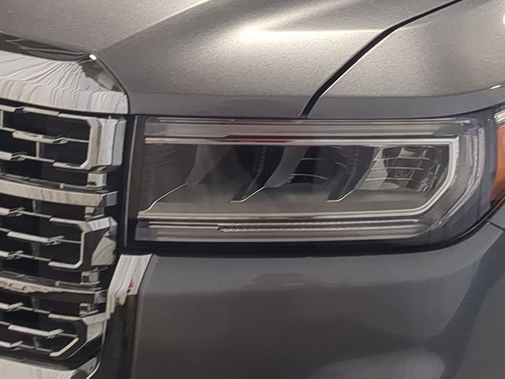 Thumbnail: 2021 GMC Acadia - 22