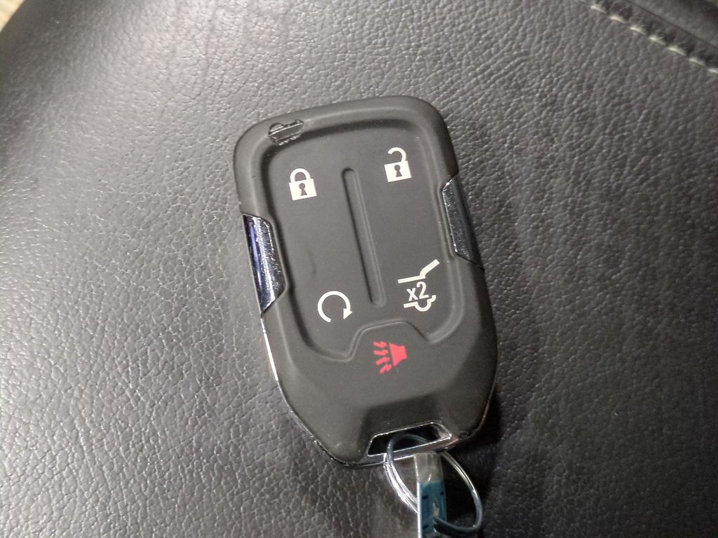 Thumbnail: 2019 GMC Acadia - 17