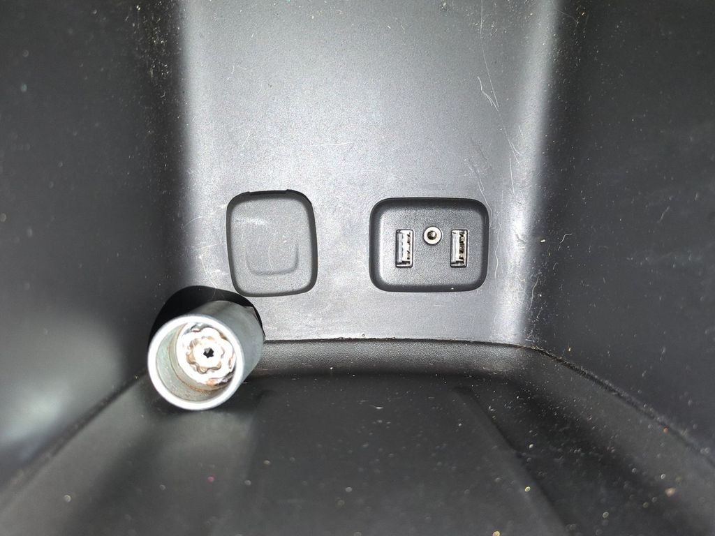 Thumbnail: 2019 GMC Acadia - 36