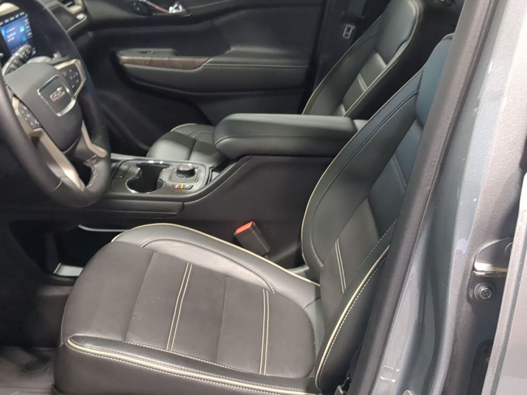 Thumbnail: 2023 GMC Acadia - 10