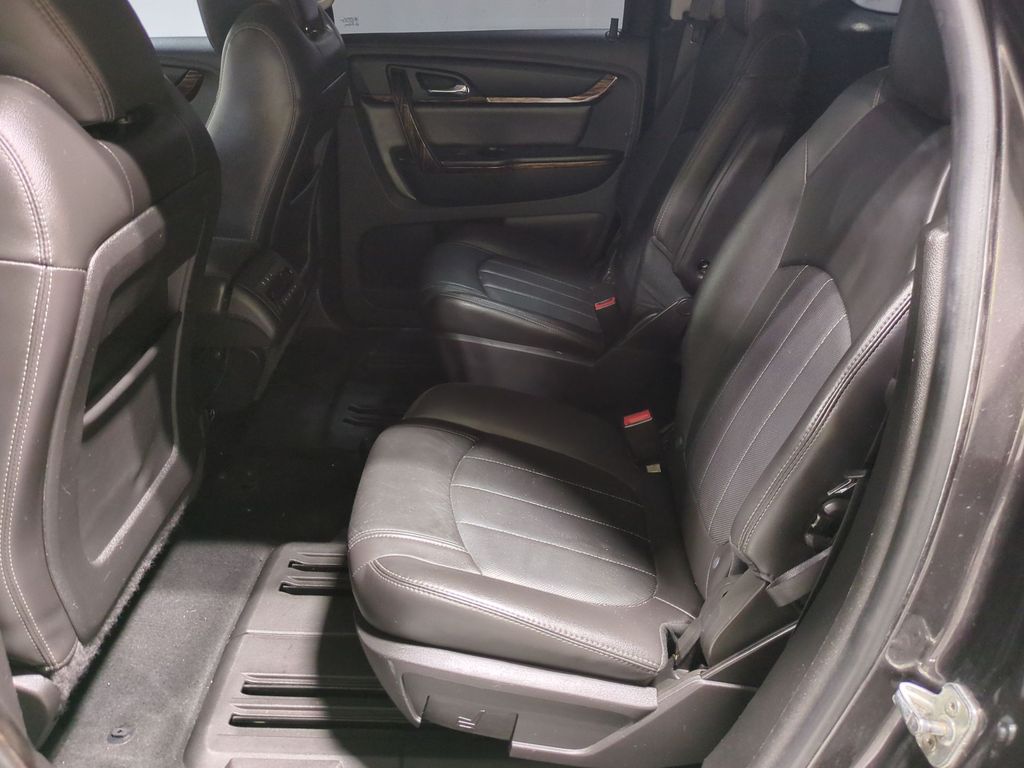Thumbnail: 2016 GMC Acadia - 25