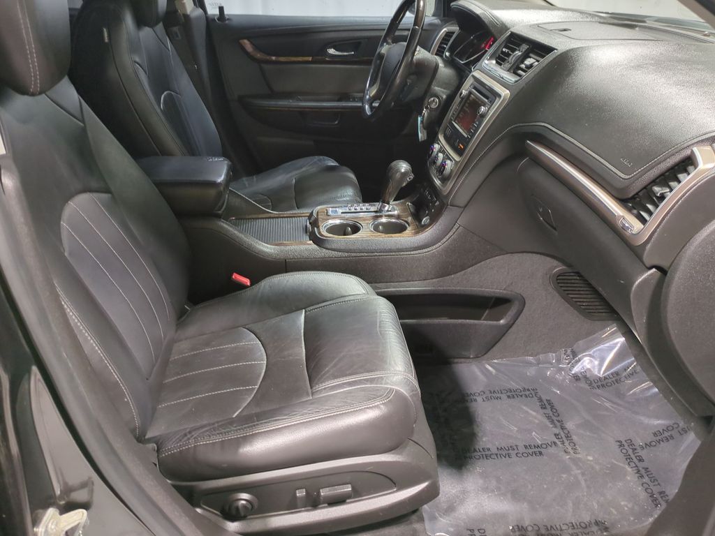 Thumbnail: 2016 GMC Acadia - 11