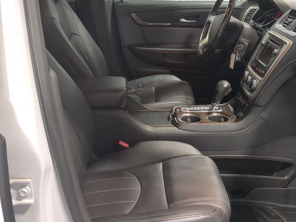 Thumbnail: 2016 GMC Acadia - 29