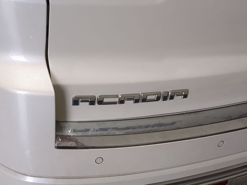 Thumbnail: 2016 GMC Acadia - 25