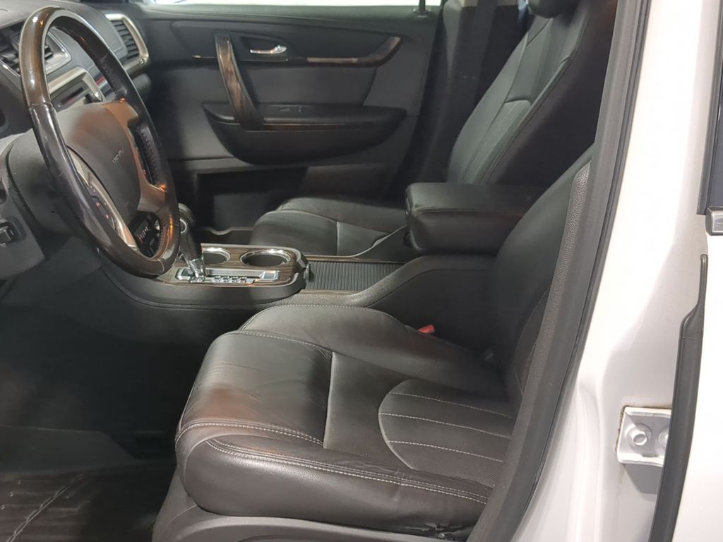 Thumbnail: 2016 GMC Acadia - 10