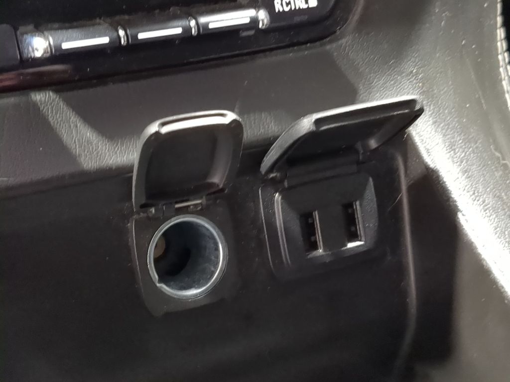 Thumbnail: 2016 GMC Yukon - 34