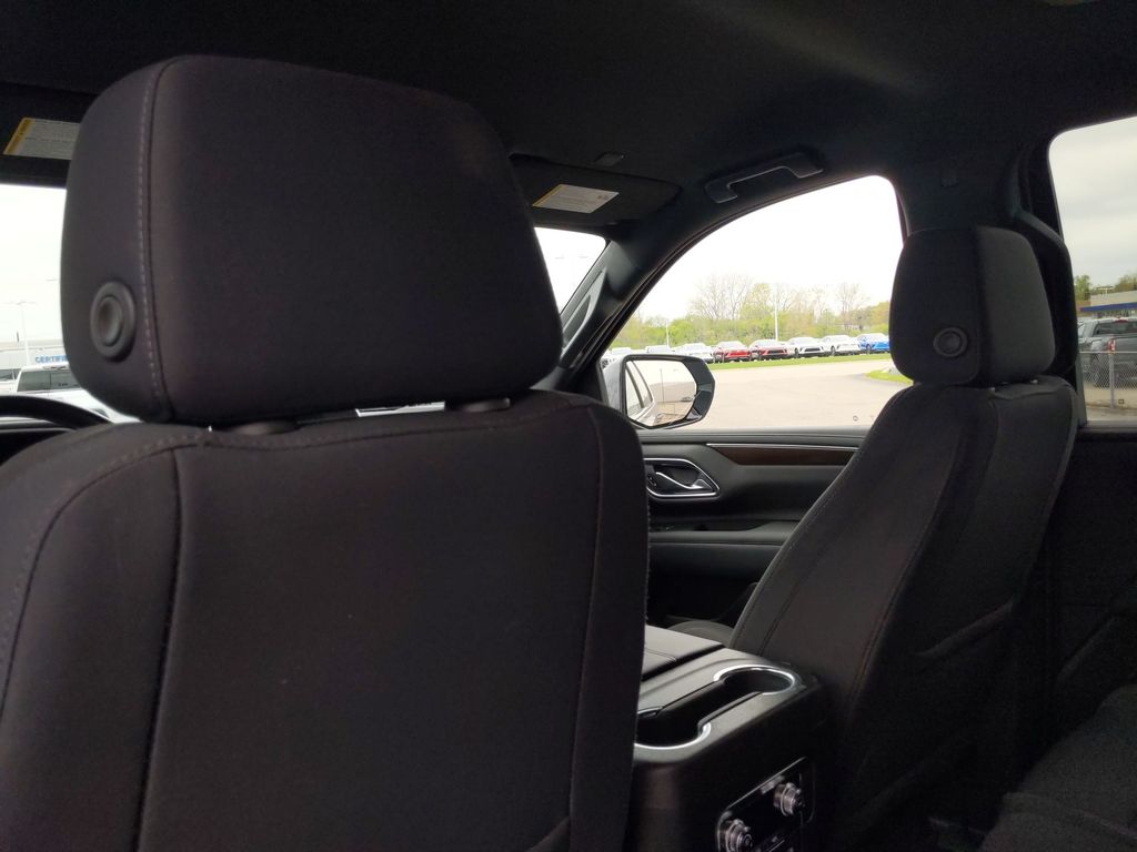 2022 GMC Yukon SLE 12