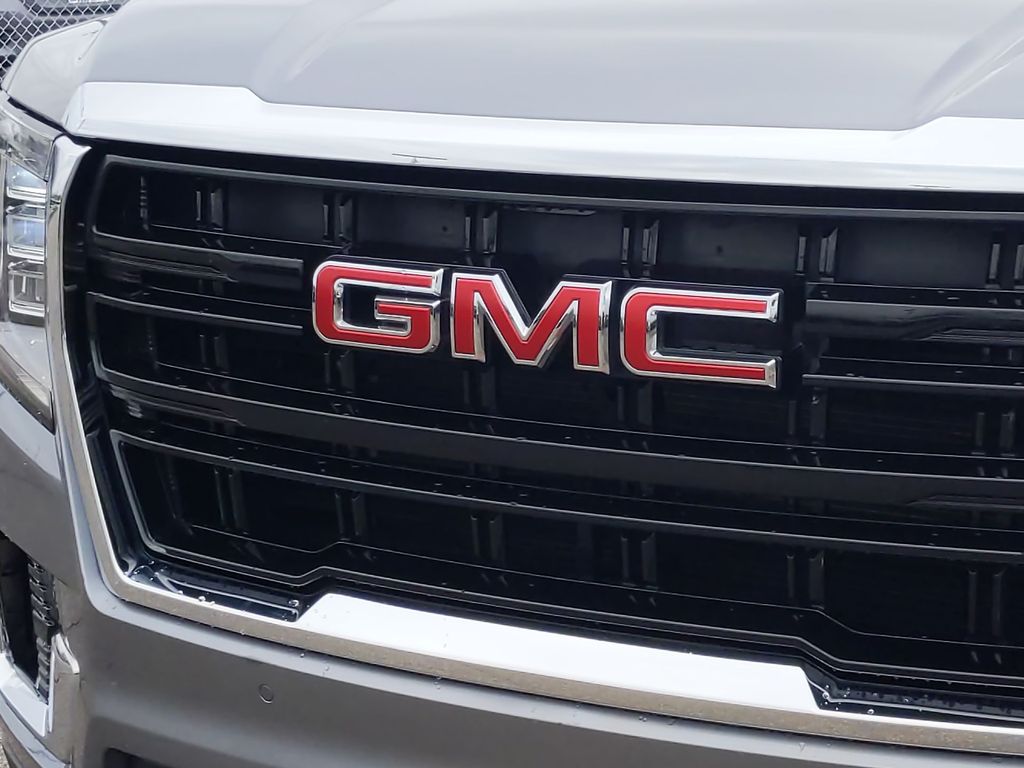 2022 GMC Yukon SLE 7