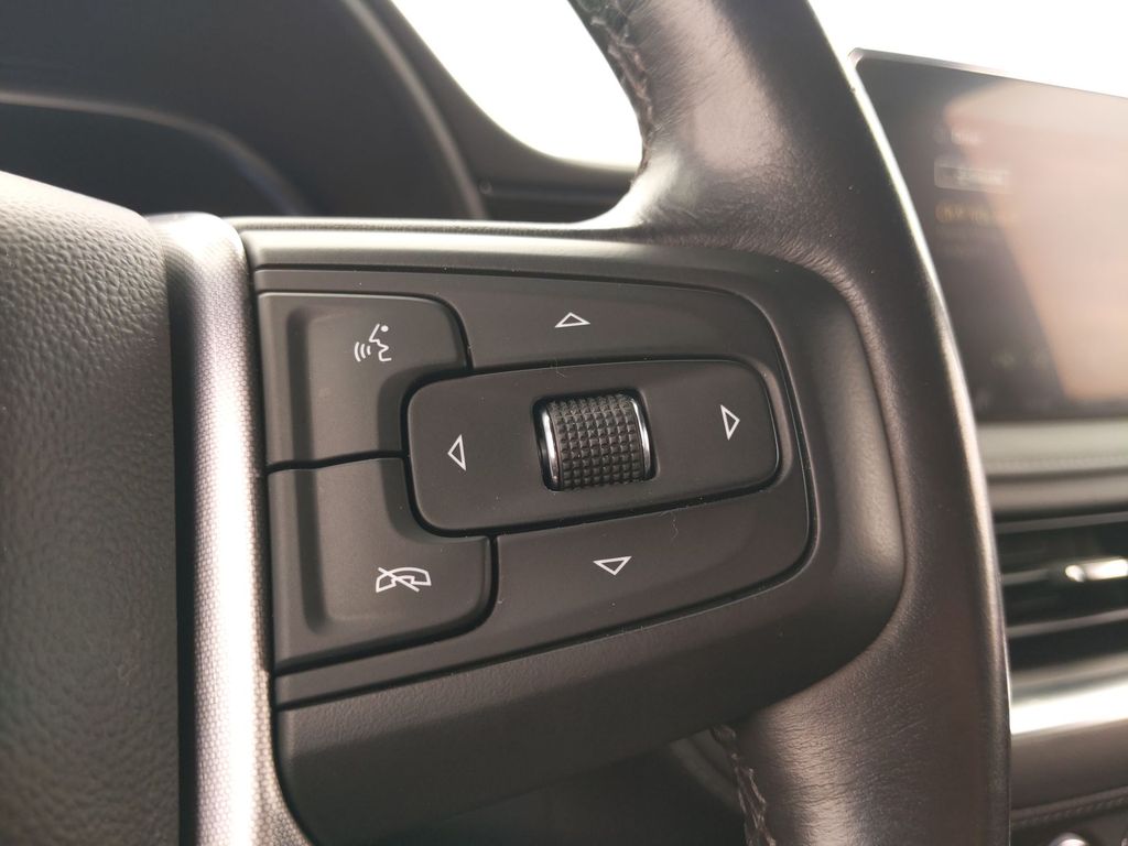 2022 GMC Yukon SLE 30